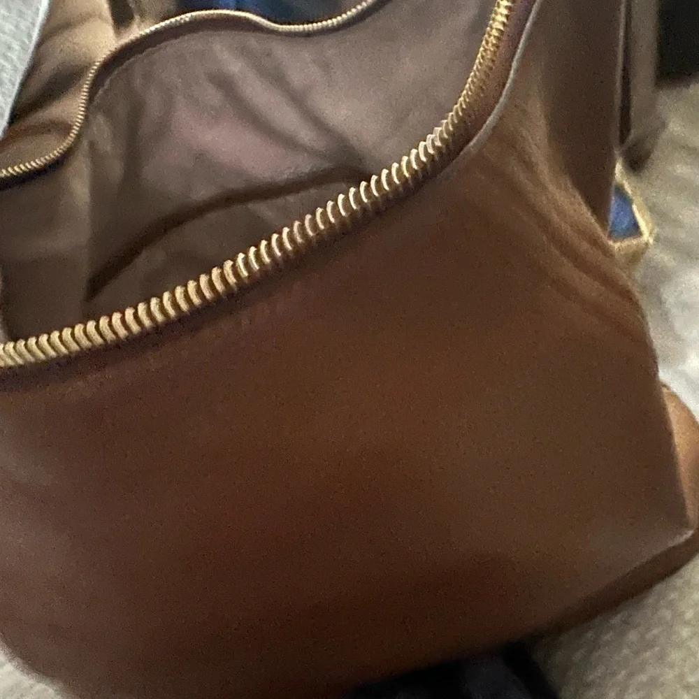 Micheal Kors conversion bag - Picture 7 of 7